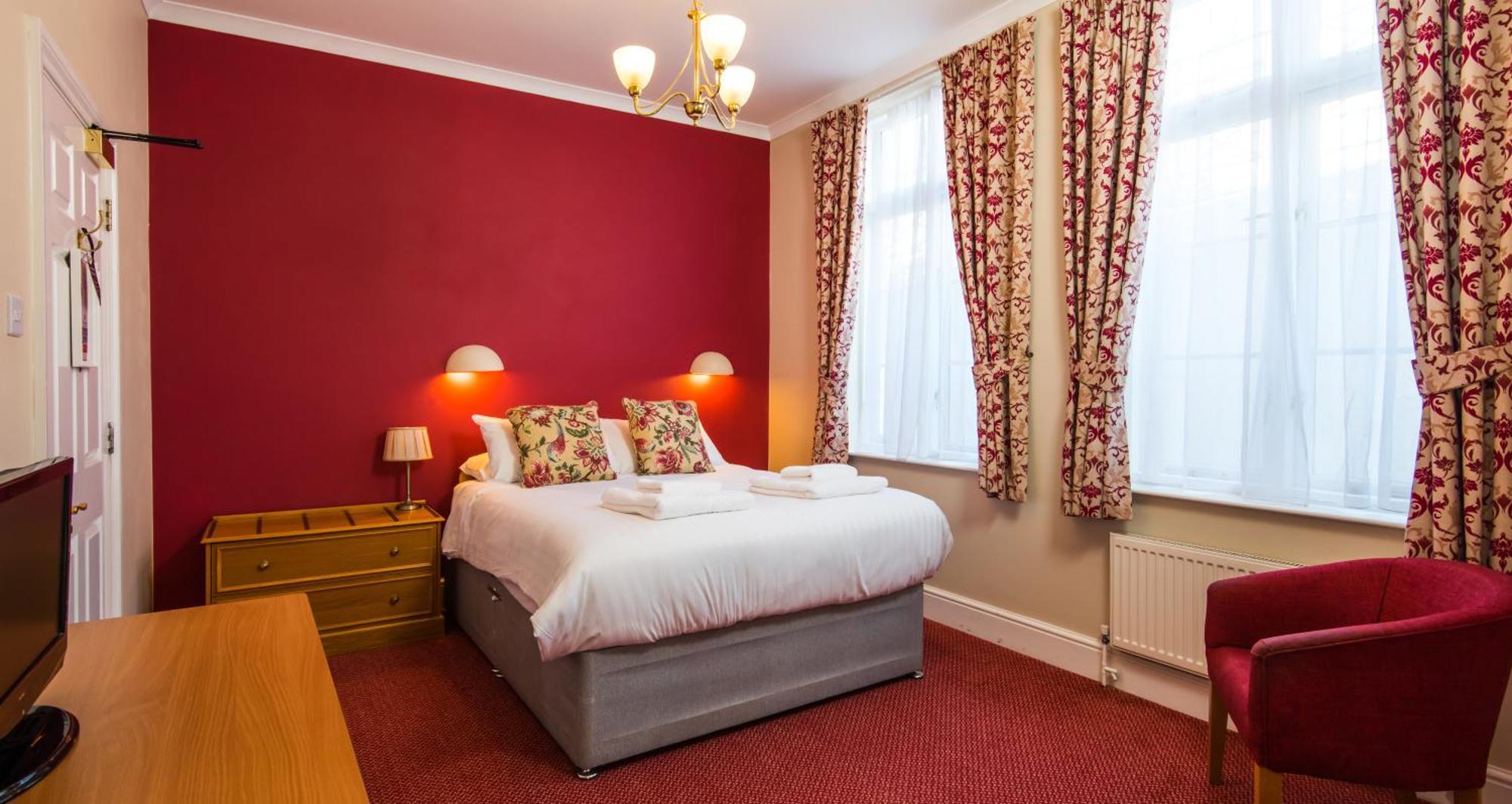Cliffden Hotel Тинмут Стая снимка